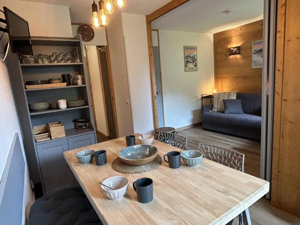 Appartement skis aux pieds avec balcon à Méribel