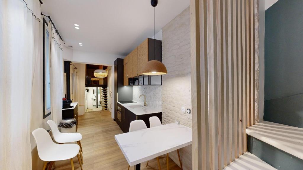 194 Suite Maison parisienne