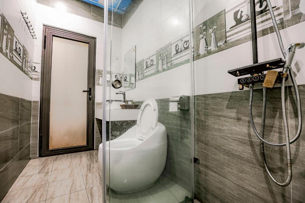 Koupelna v ubytování Sam House