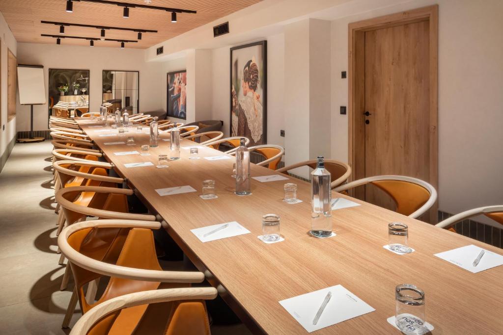 Catalonia Excelsior - Resim 28