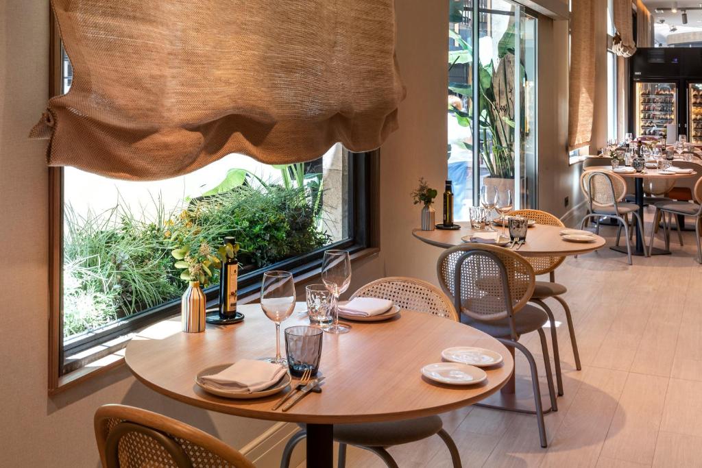 Catalonia Excelsior - Resim 10