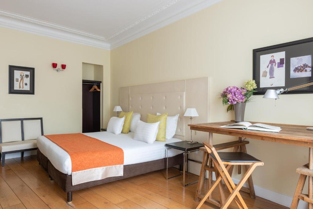 Le 123 Elysees - Astotel - Resim 13