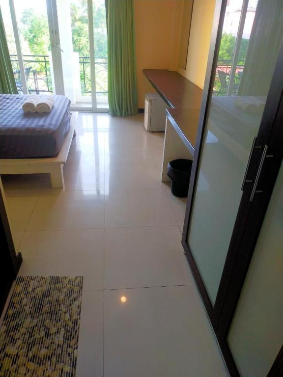 Moonlight Inn Room - Resim 24