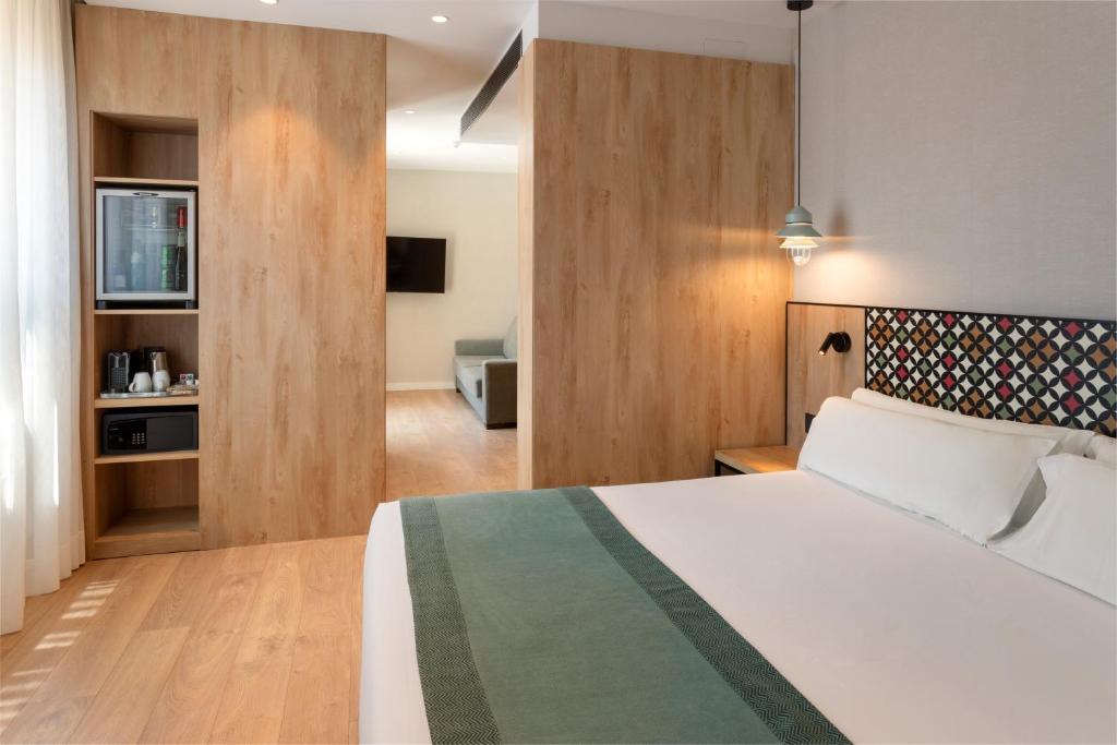 
Junior Suite with Terrace
