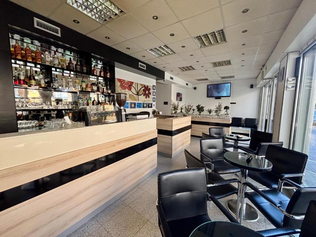 Garni Hotel Consul - Resim 3