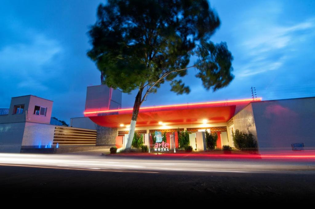  Arte Motel (Adults Only)