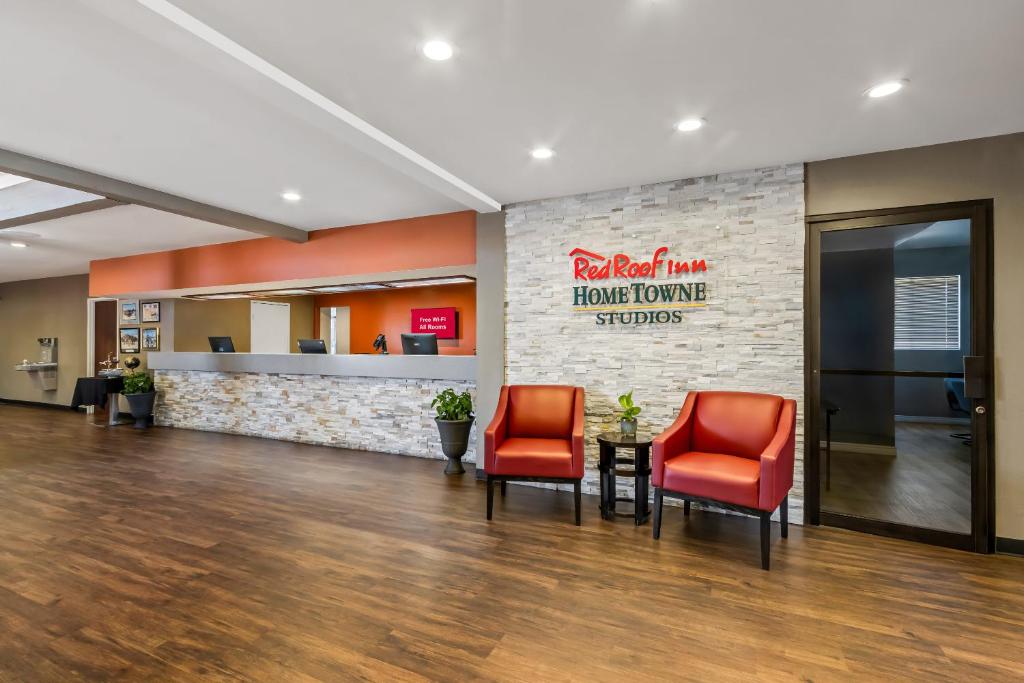 Red Roof Inn Ridgecrest photo