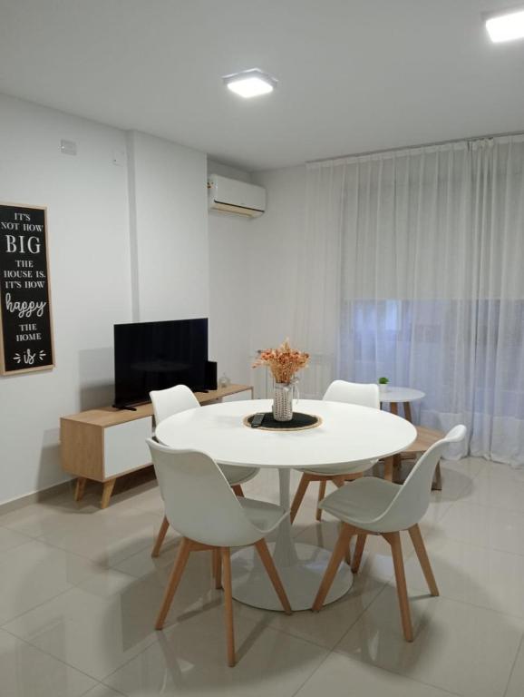 Et tv og/eller underholdning på Depto Centrico Etoile 4