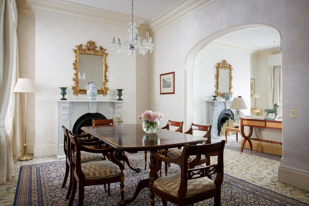 The Hotel Windsor - Resim 9