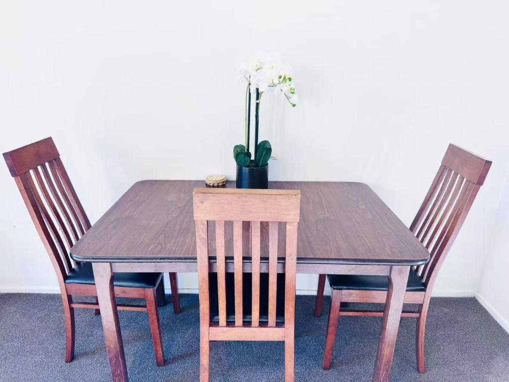 Merivale Court Family Suit - Resim 27