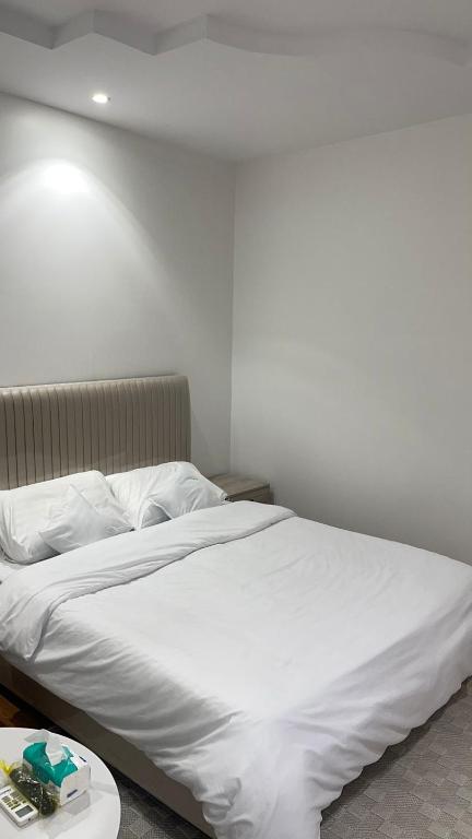 Φωτογραφία από το άλμπουμ του استديو بسرير ماستر وجلسه جانبيه σε Al Kharj