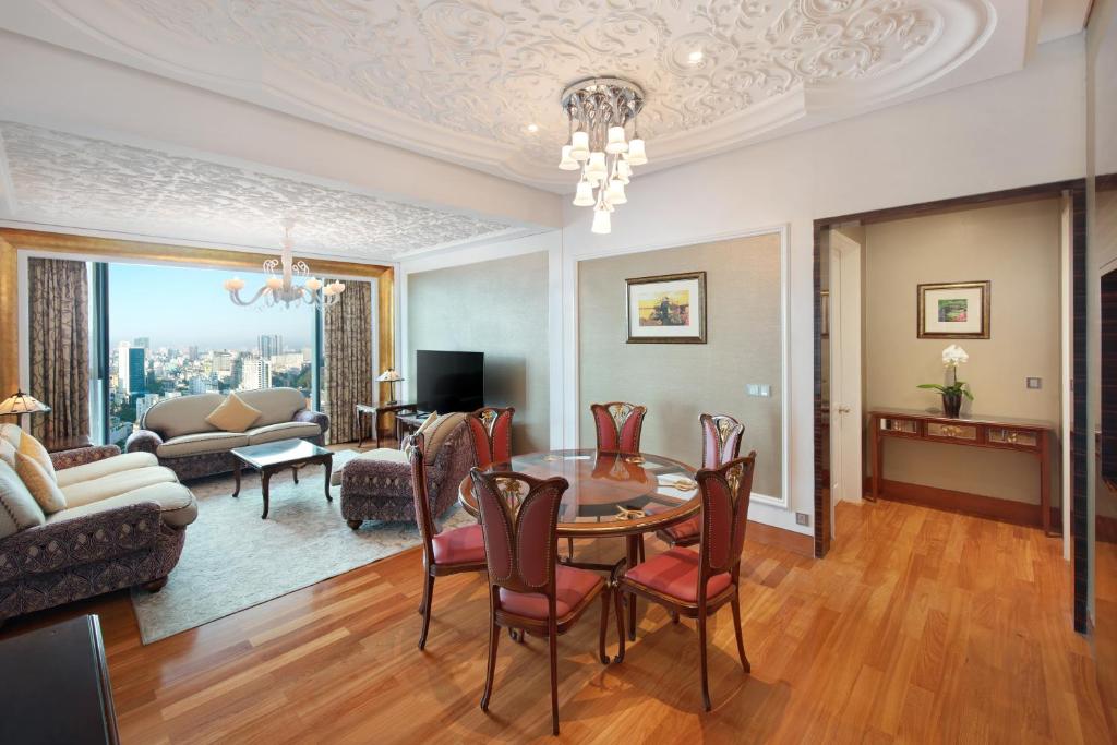 The Reverie Saigon Residential Suites - 16