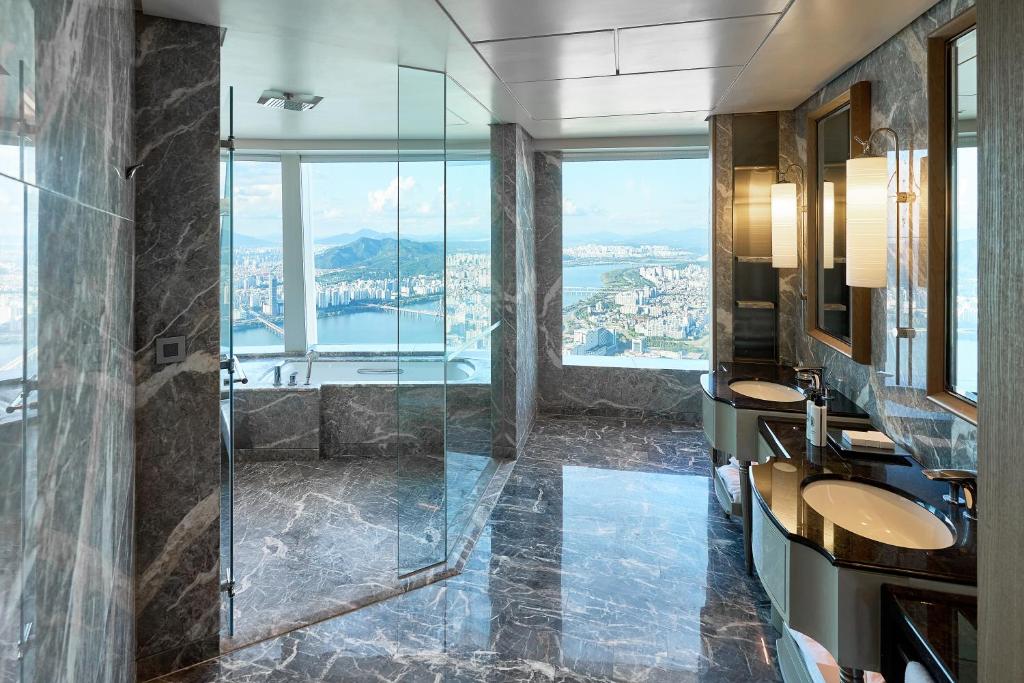 Signiel Seoul - SIGNIEL Premier Twin River View & Scenic Bath