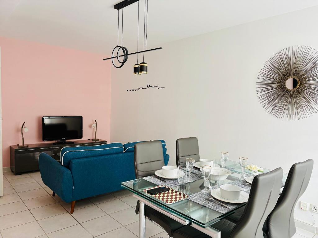 Appartement T2 avec parking dans residence face Remparts