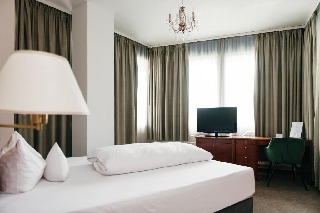 ROSS Hotel nähe Messe Stuttgart - Resim 13