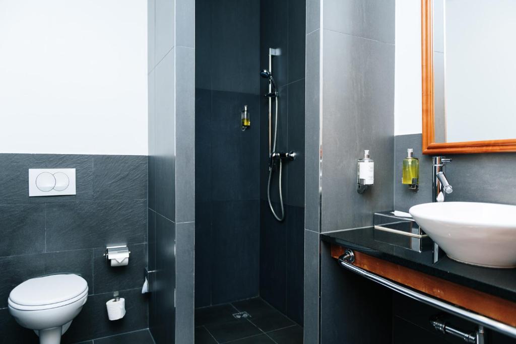 ROSS Hotel nähe Messe Stuttgart - Resim 8