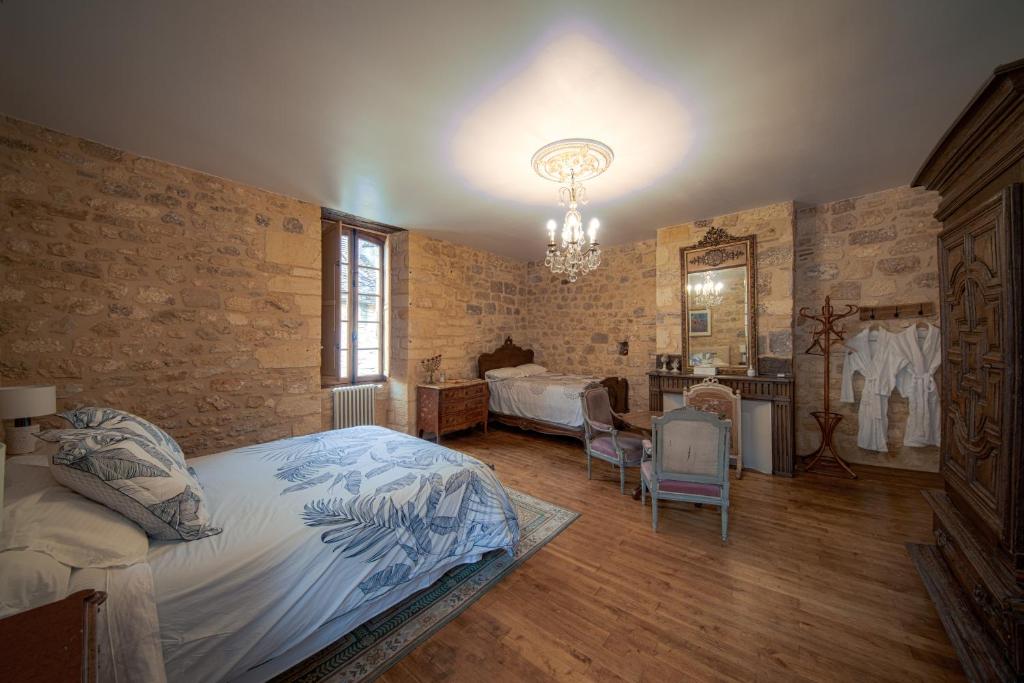 Les Petits Cousins Du Québec - Chambres D’hôtes à Domme - Habitación Familiar
