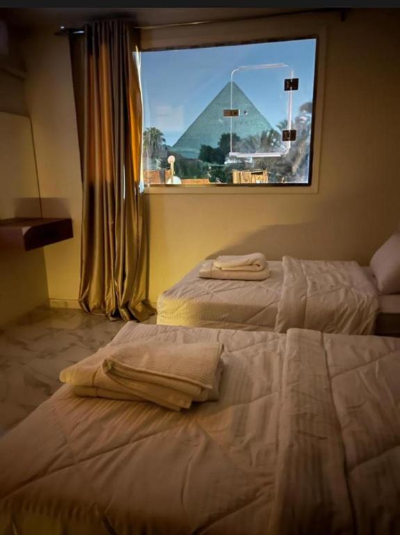 garden pyramid view - 7