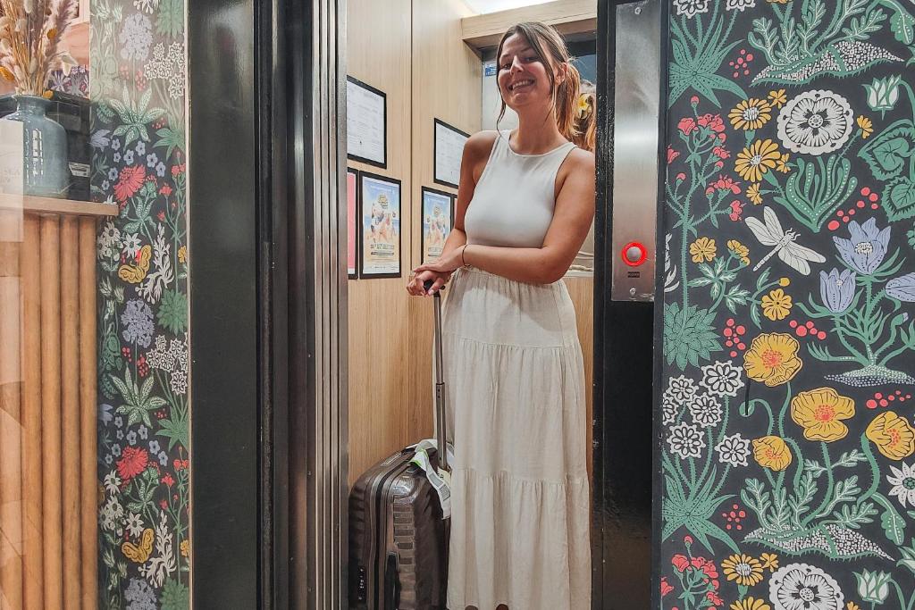 Hôtel Du Centre, un hôtel AMMI - Resim 9