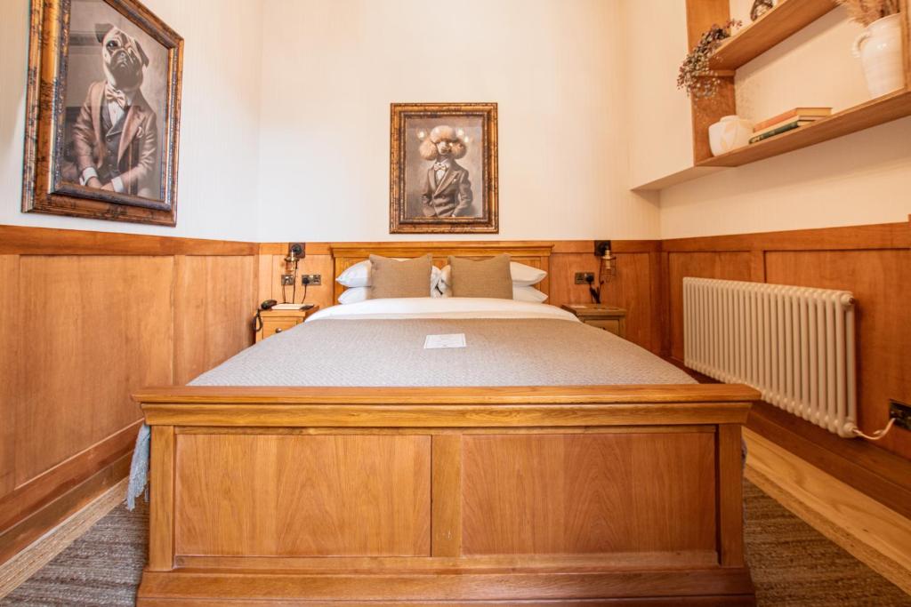 The Old Farmhouse Pub and Rooms - Resim 3