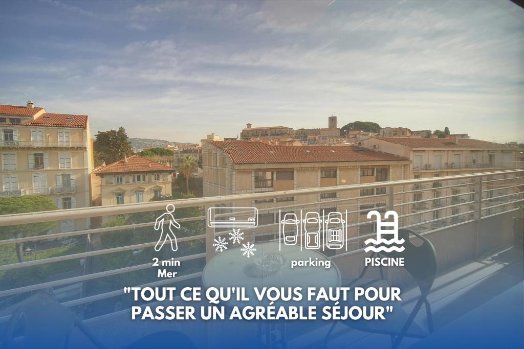 a sign on the side of a bridge at Edouard - Piscine-Parking - VCA in Cannes