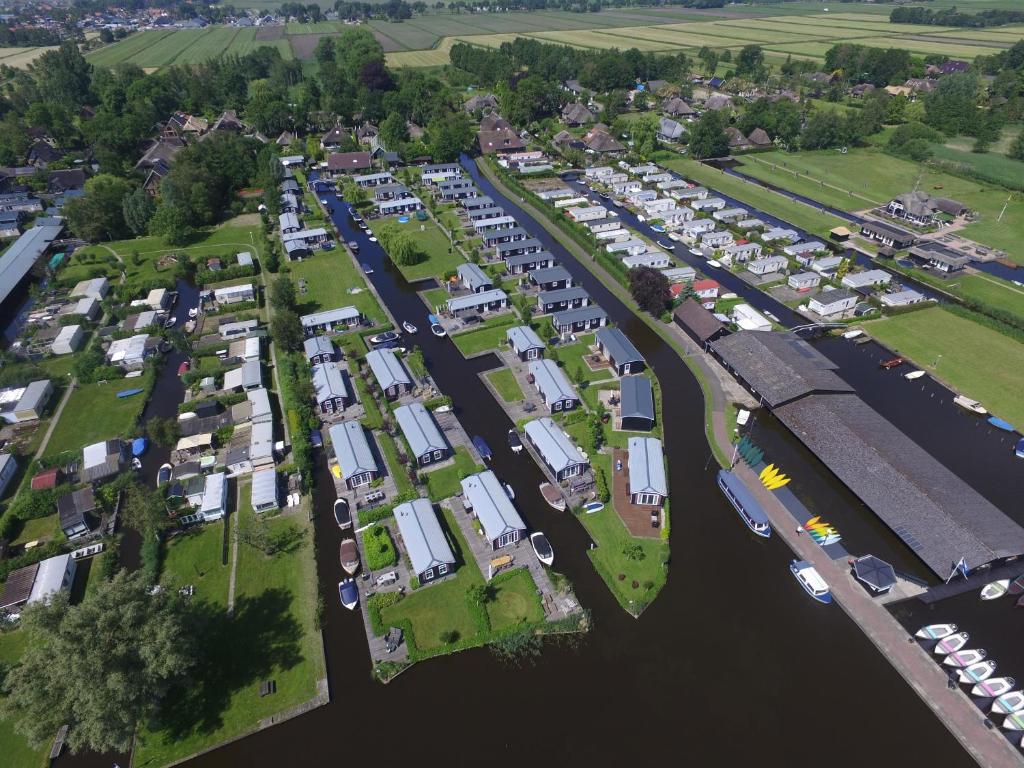 Letecký snímek ubytování Chalet park Kroondomein Giethoorn