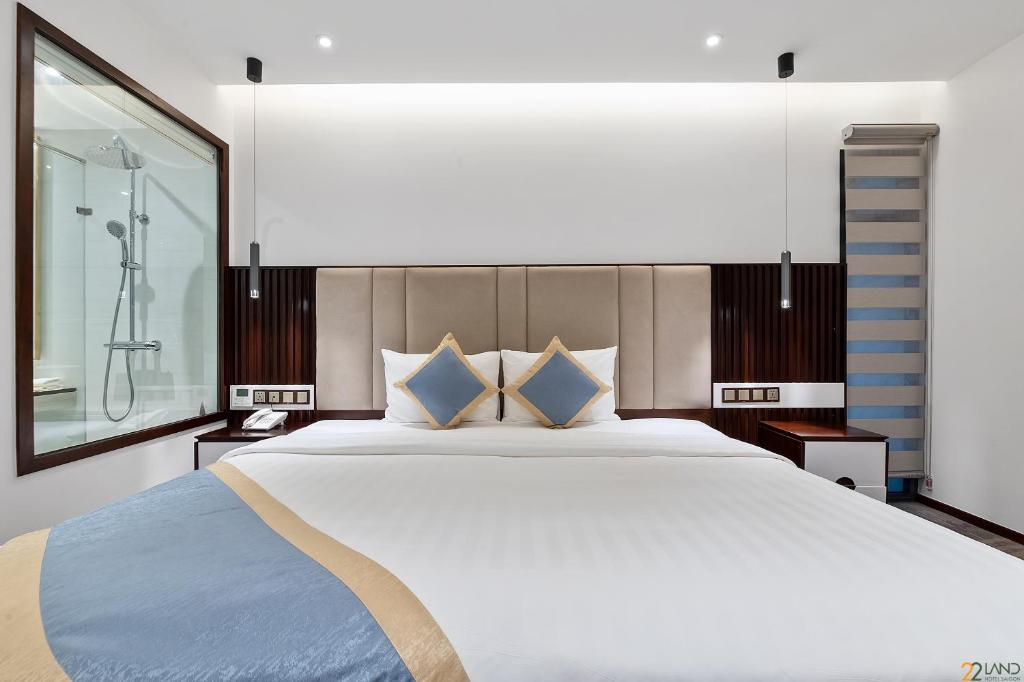 22Land Hotel Saigon - Premier Double