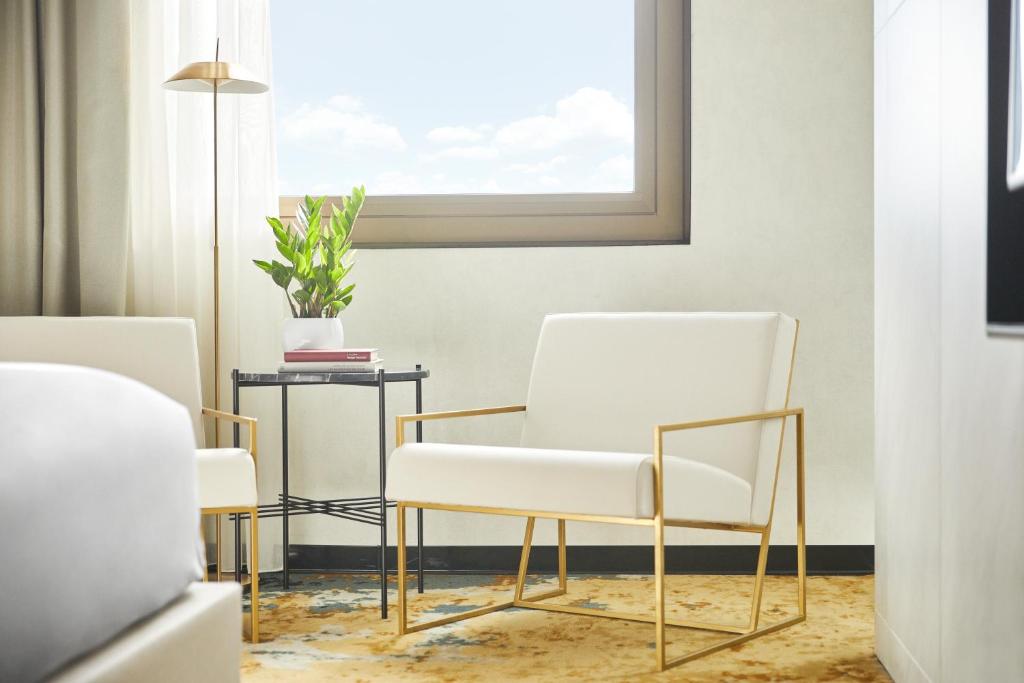 Grand Hyatt Barcelona - Suite Estudio Con Cama King