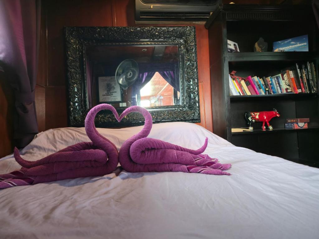 Sabai Sabai Liveaboard Bangkok - 3