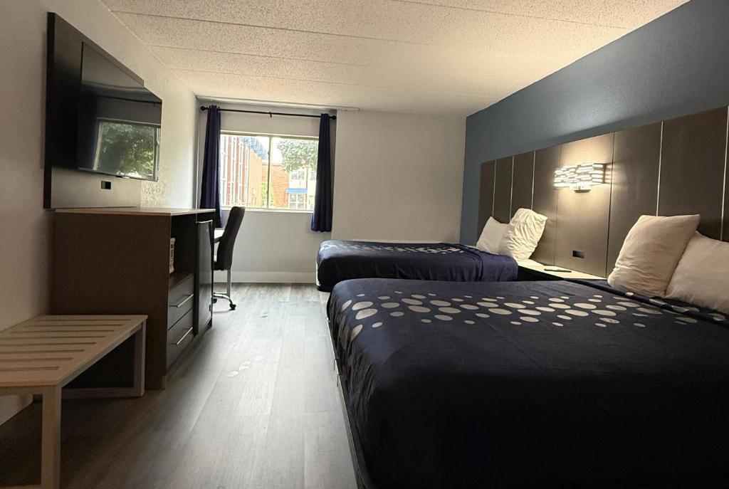 Coratel Inn and Suites By Jasper Lacrosse - Standard Double Room
