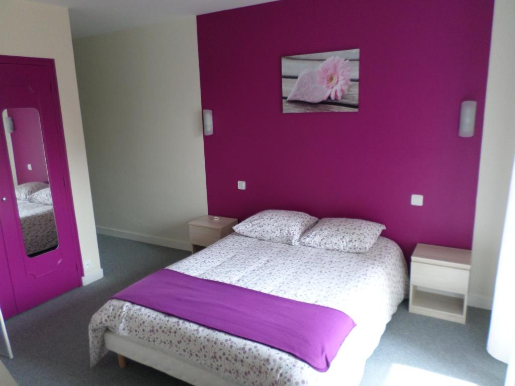 Postel nebo postele na pokoji v ubytování Hôtel du Littoral