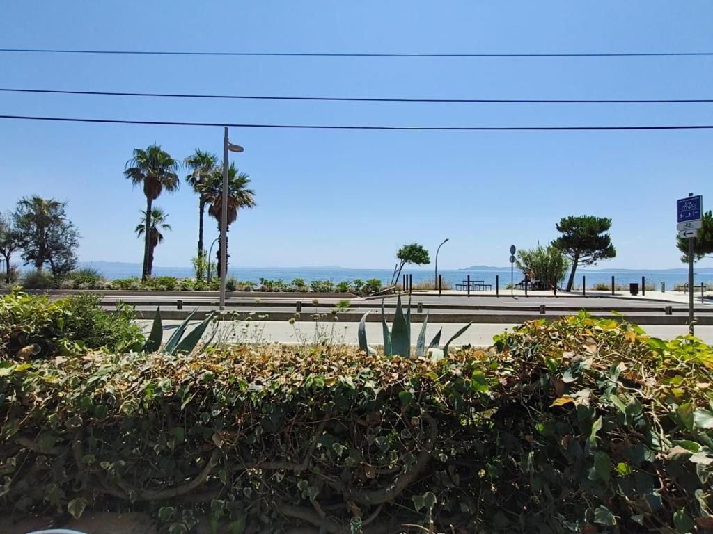 Les Embruns T2 front de mer et parking gratuit
