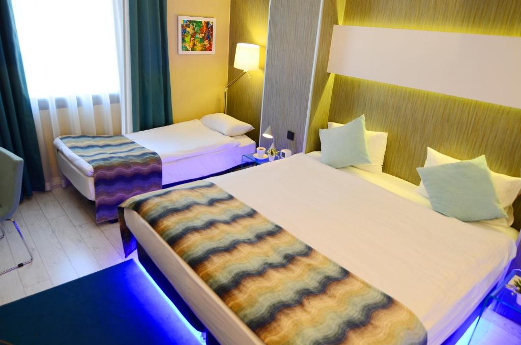 Tempo Hotel 4Levent - Standard Double Room With Extra Bed
