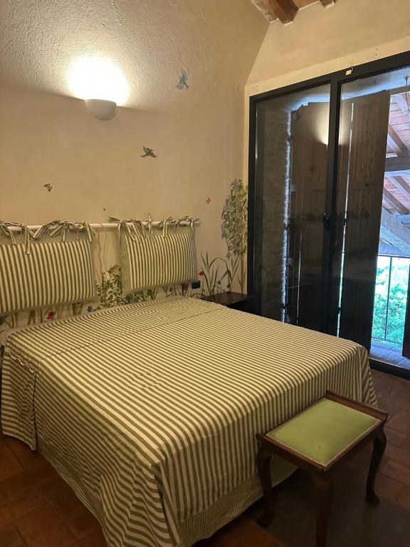 Niviano Castello - Tweepersoonskamer Met Eigen Externe Badkamer