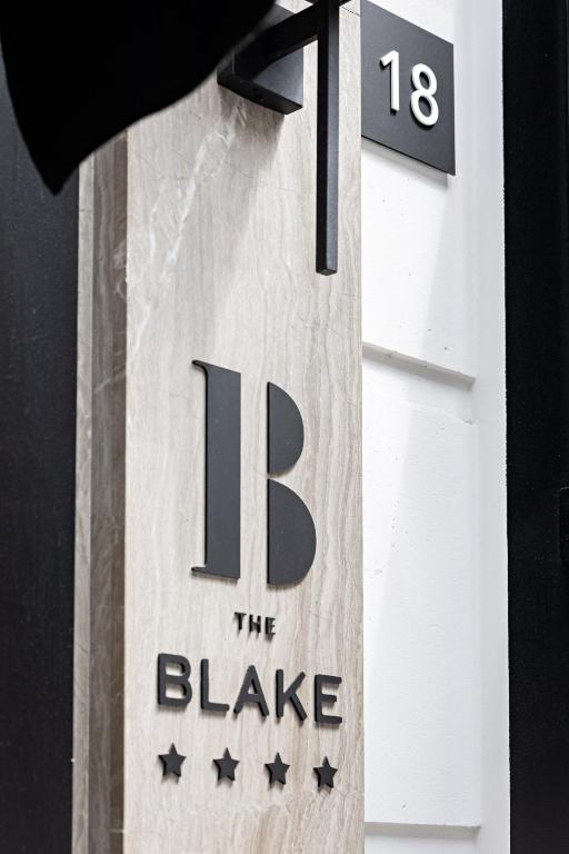 Best Western Premier The Blake Paris Gare Saint Lazare - Resim 38
