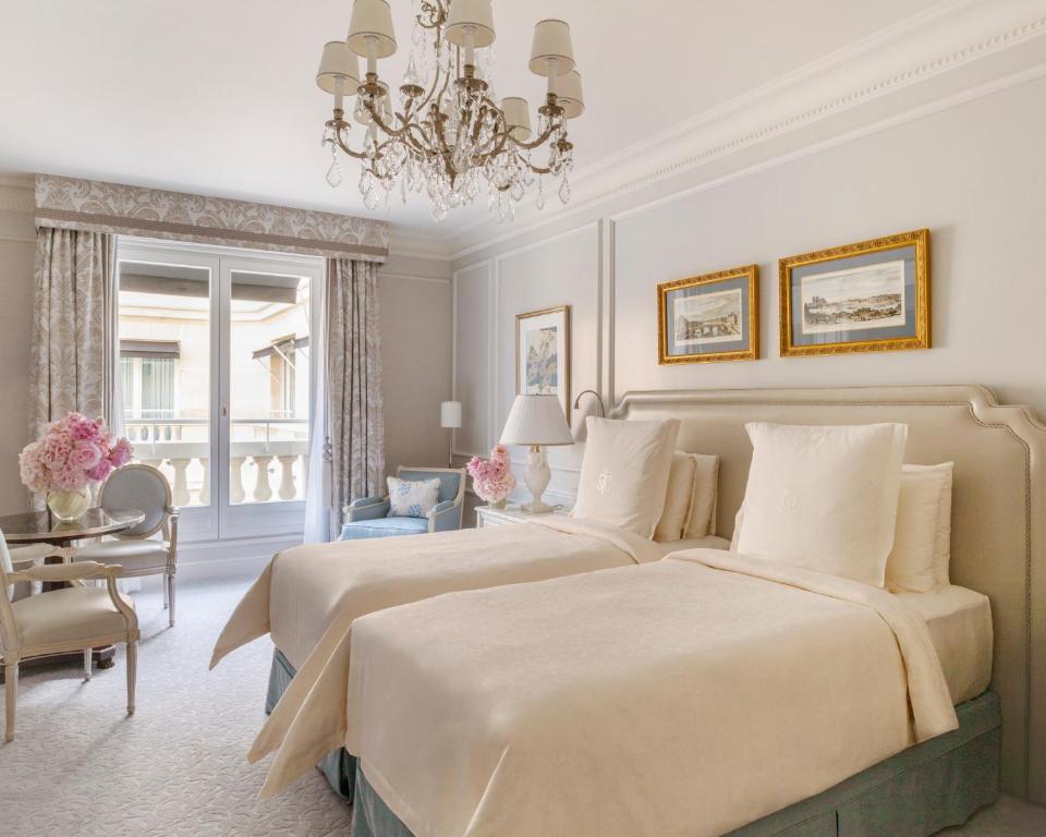 Four Seasons Hotel George V Paris - 5