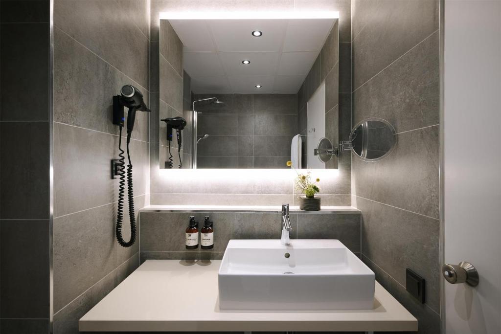 NH Luxembourg Airport - Resim 19