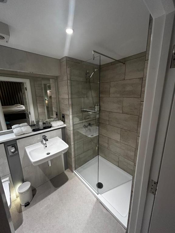 
Signiture Twin (Not Pet Friendly)
