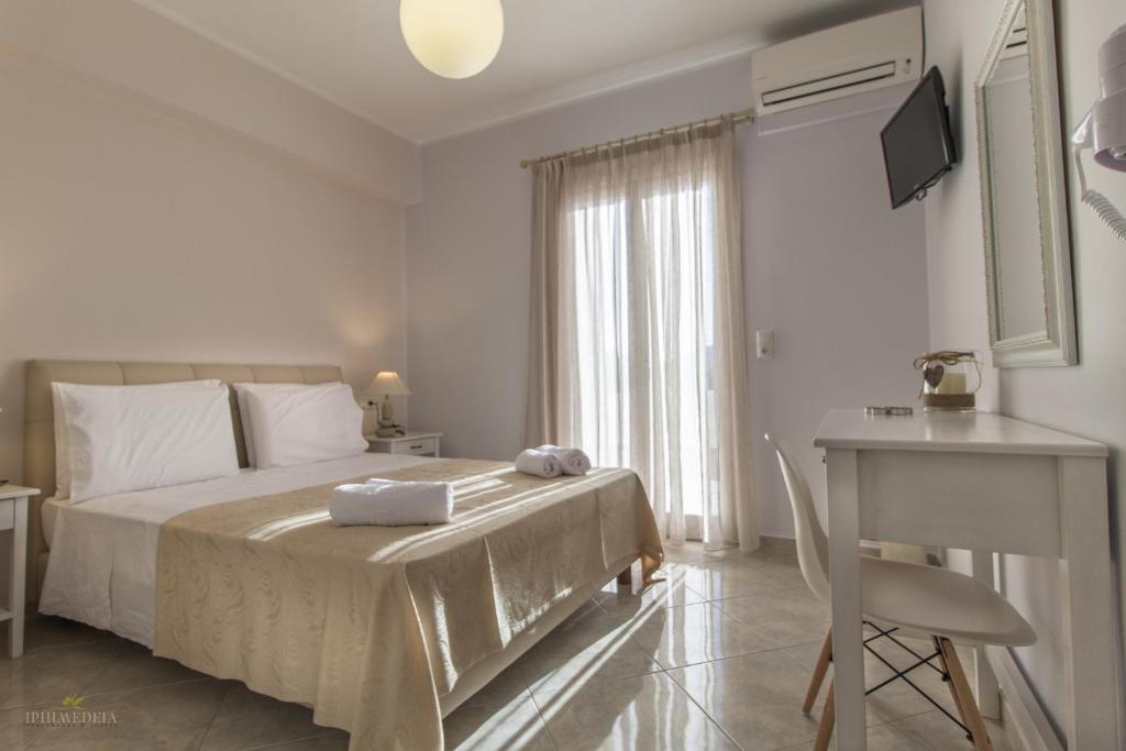 Iphimedeia Luxury Hotel & Suites - 19