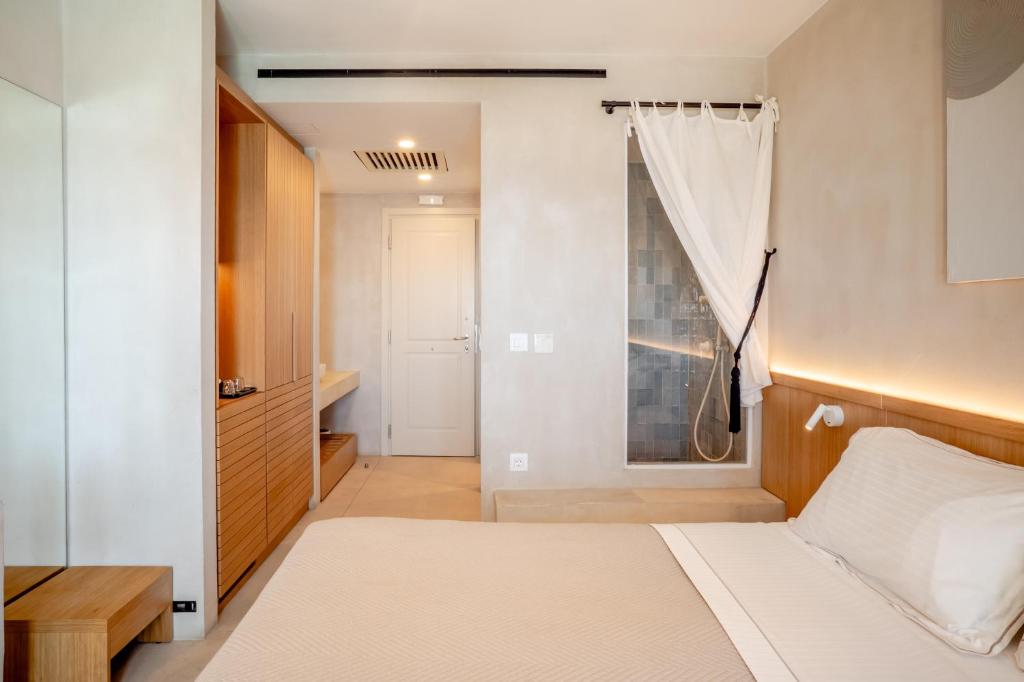 Apeiron Blue Santorini - Sustainable Adults Only 14 Plus - 10