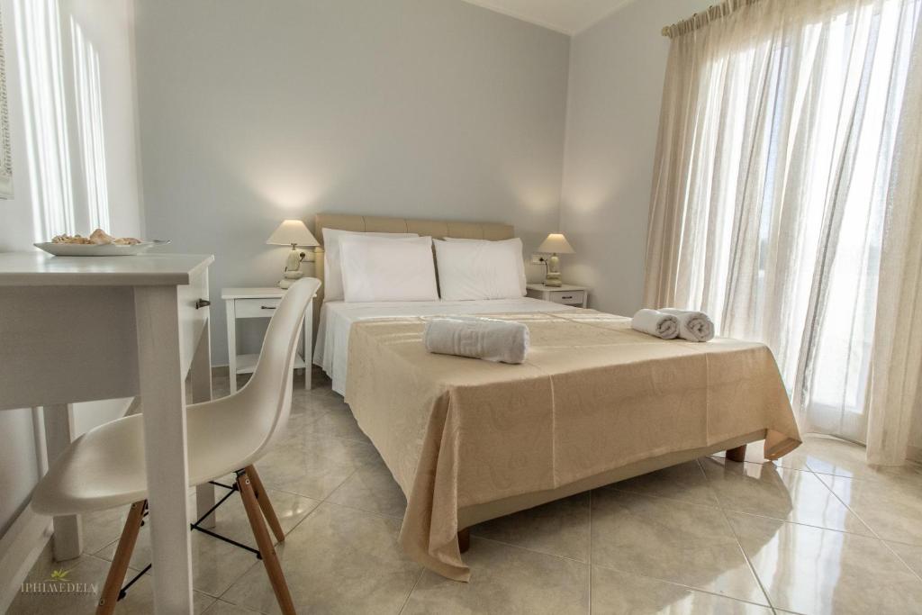 Iphimedeia Luxury Hotel & Suites - 10