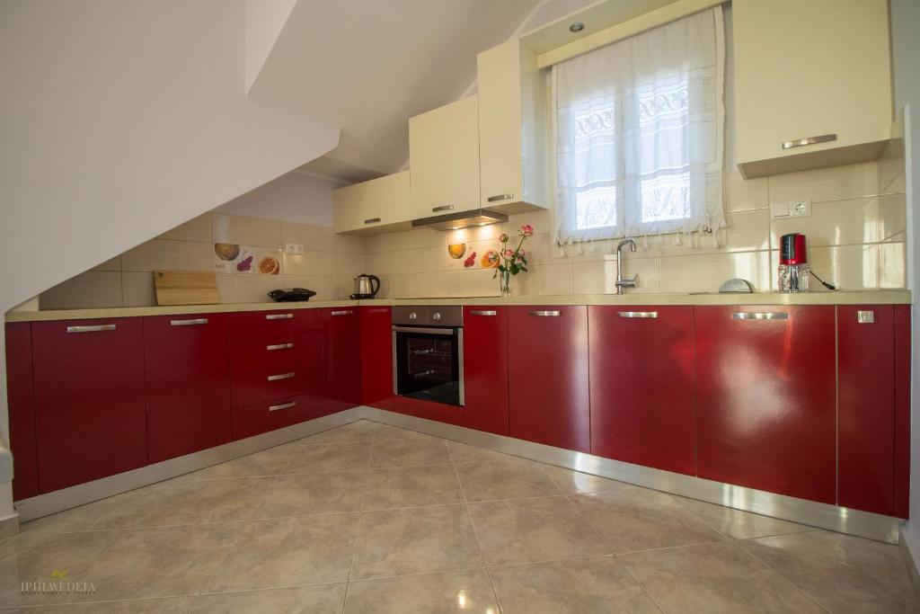 Iphimedeia Luxury Hotel & Suites - 11