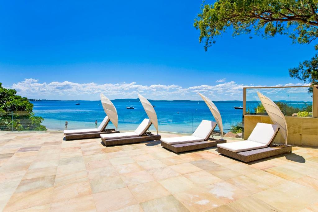Marina Bay Luxury Resort and Spa Албания