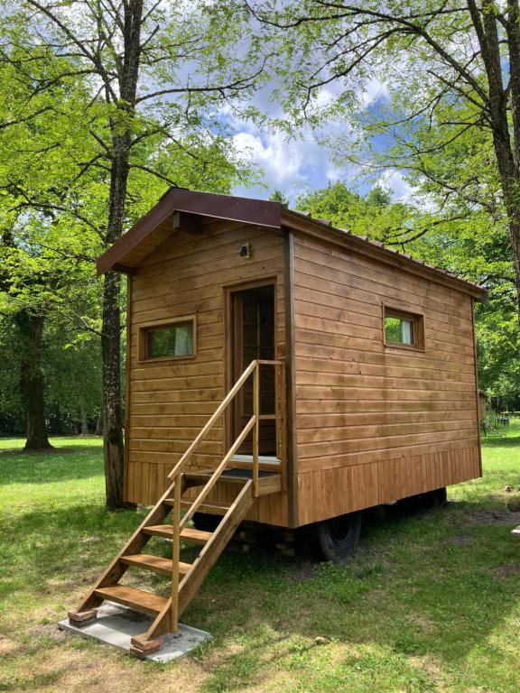 INTO THE WILD - Nos 5 logements 