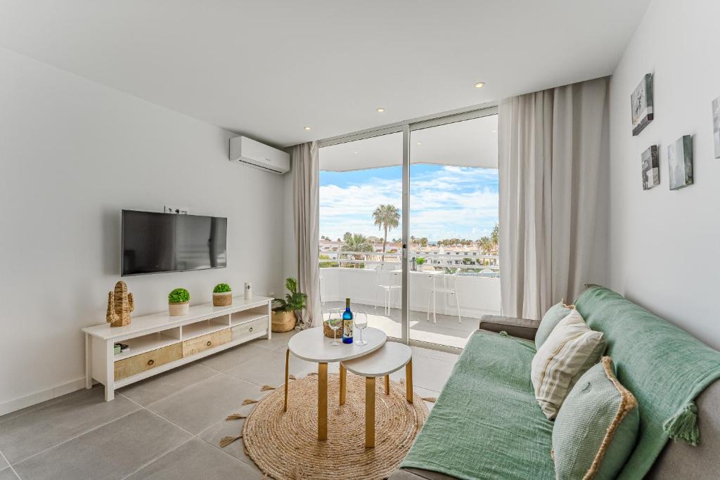 Et tv og/eller underholdning på Green Home 423 Golf del Sur