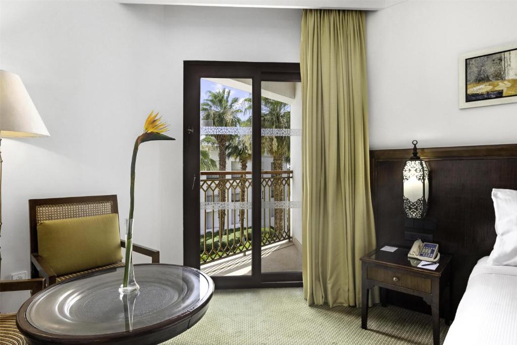 Hilton Luxor Resort & Spa - 3