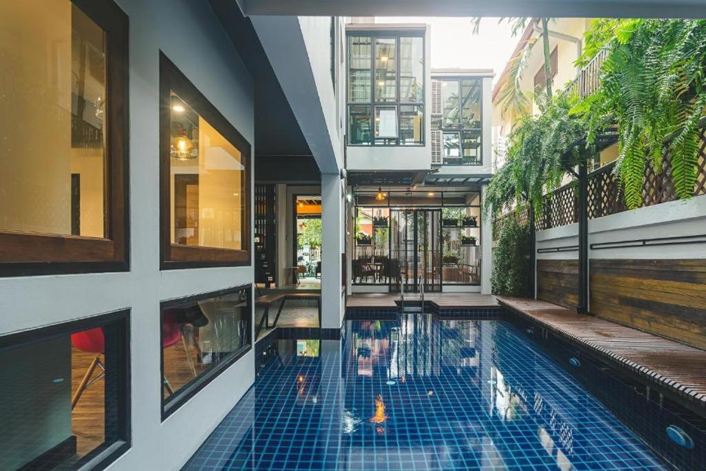 33 Poshtel - Resim 10