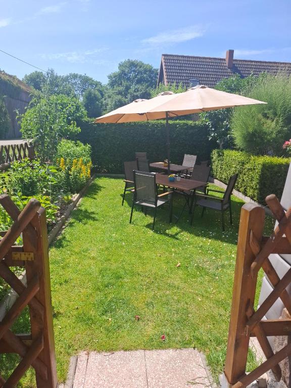 Jardí fora de Ferienwohnung Tegge
