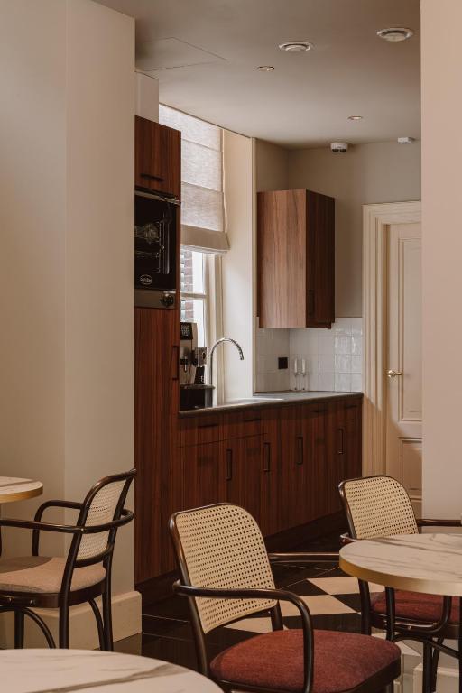 The Saints Hotel - Resim 39