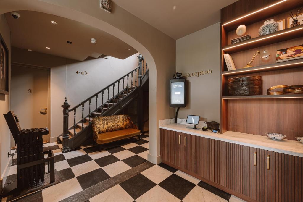 The Saints Hotel - Resim 41